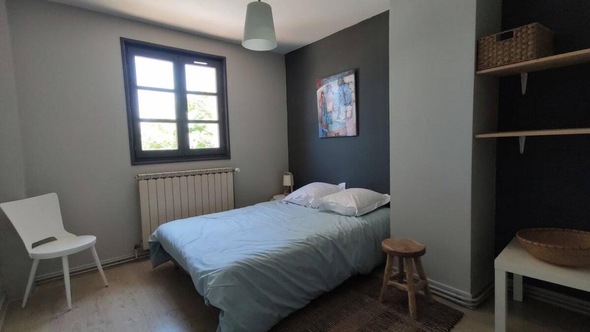 La Villa Moursoise 4 Etoiles Bagian luar foto